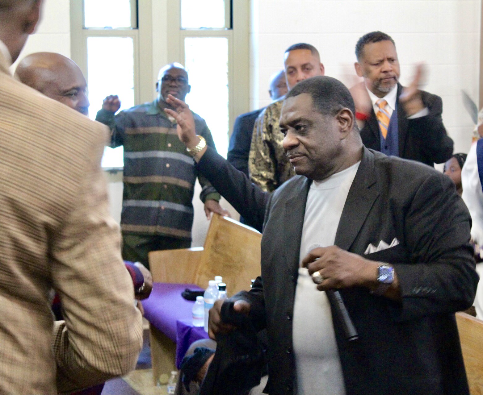 Greeting the saints with honor and brotherly love